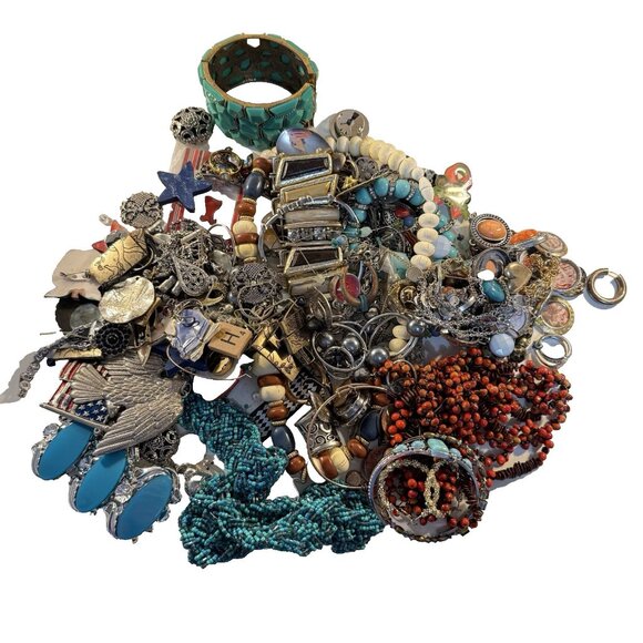 Bulk Jewelry 3.5 Pounds Wearable Junk Broken Craft Chain Beads Bracelet Necklace - Picture 1 of 5